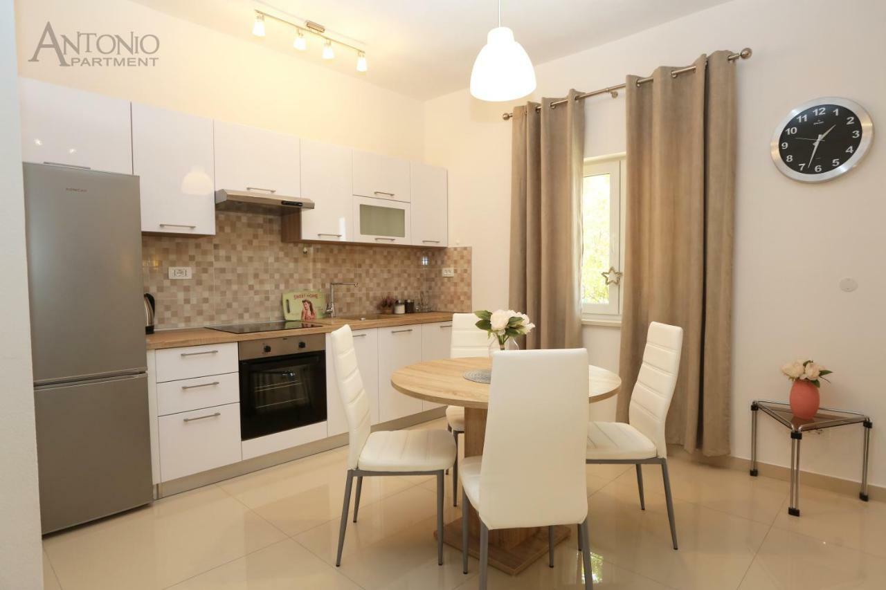 Antonio Apartment Sibenik Luaran gambar